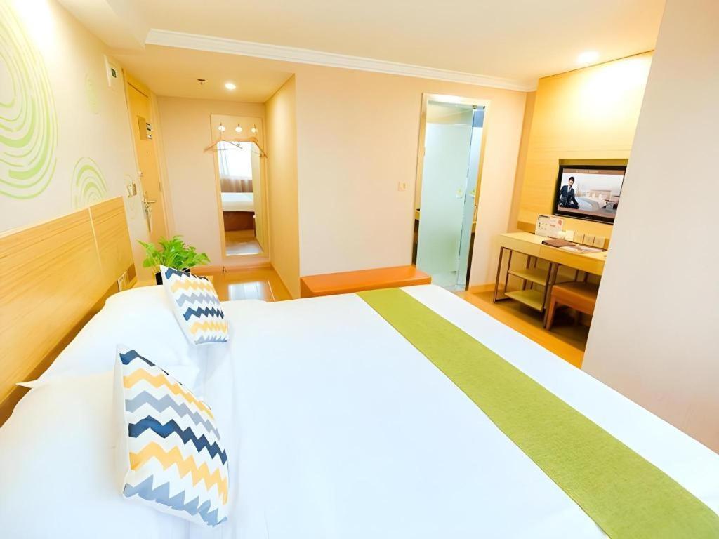 Greentree Inn Shanghai Guangxin Road Tongji Hospital Express Hotel Buitenkant foto