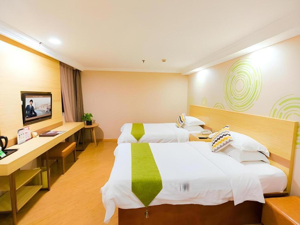 Greentree Inn Shanghai Guangxin Road Tongji Hospital Express Hotel Buitenkant foto