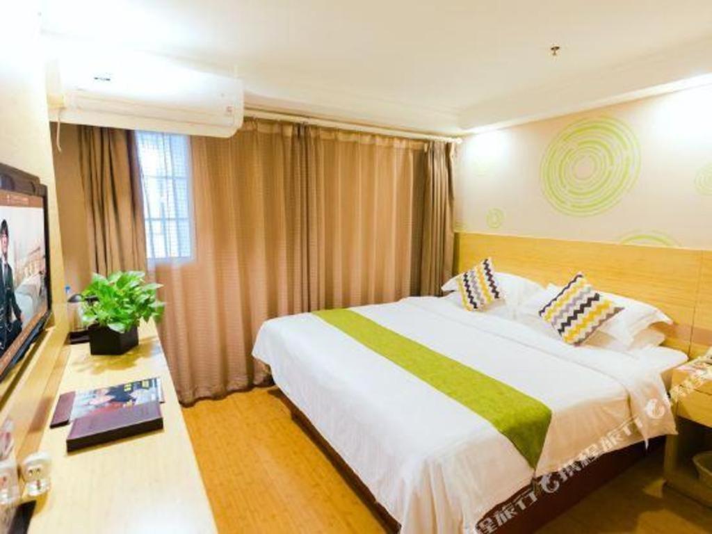 Greentree Inn Shanghai Guangxin Road Tongji Hospital Express Hotel Buitenkant foto