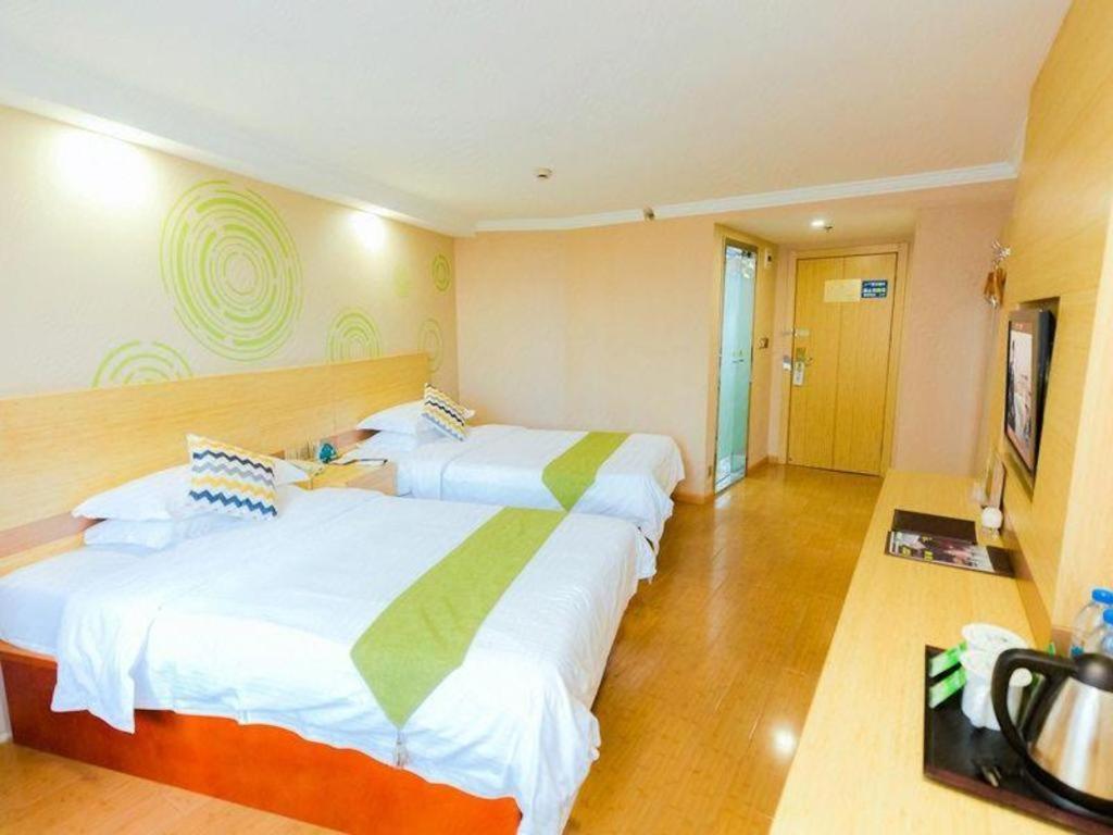 Greentree Inn Shanghai Guangxin Road Tongji Hospital Express Hotel Buitenkant foto
