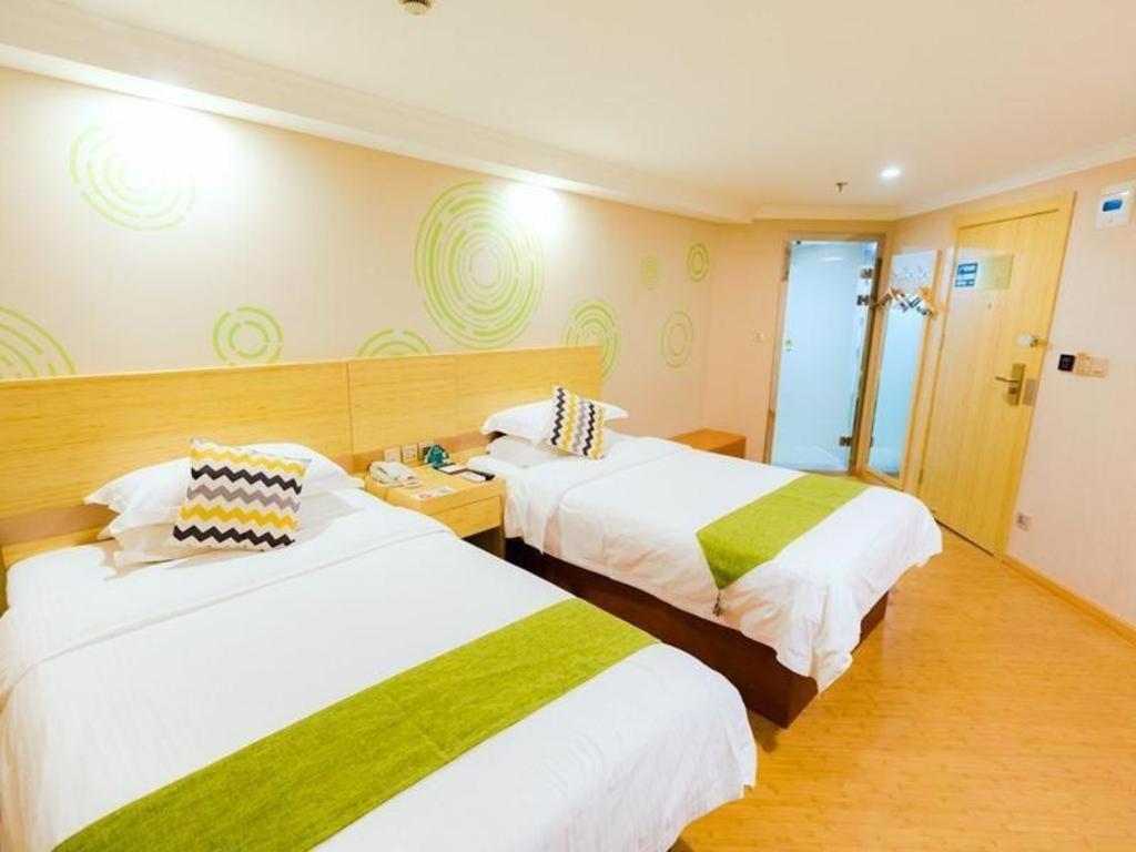 Greentree Inn Shanghai Guangxin Road Tongji Hospital Express Hotel Buitenkant foto