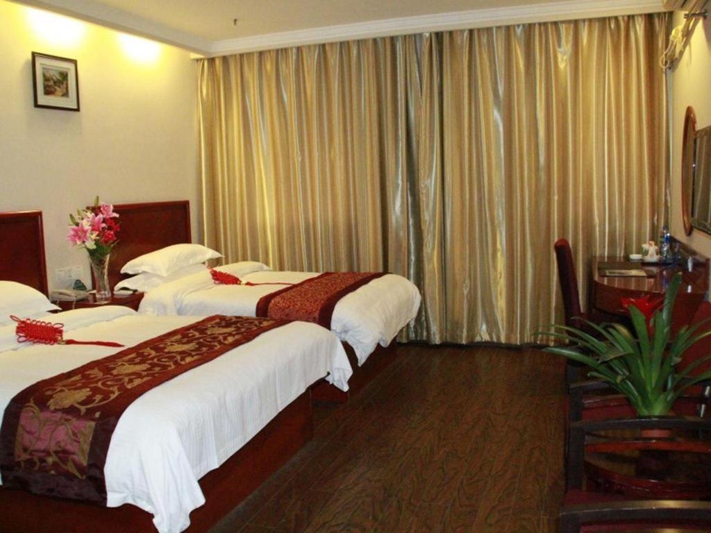 Greentree Inn Shanghai Guangxin Road Tongji Hospital Express Hotel Buitenkant foto