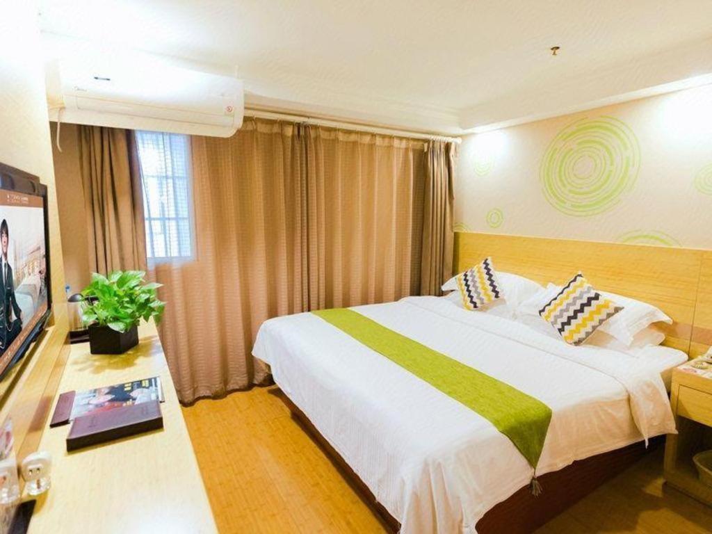 Greentree Inn Shanghai Guangxin Road Tongji Hospital Express Hotel Buitenkant foto