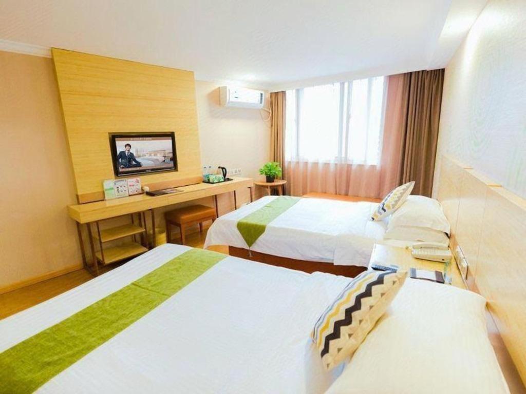 Greentree Inn Shanghai Guangxin Road Tongji Hospital Express Hotel Buitenkant foto