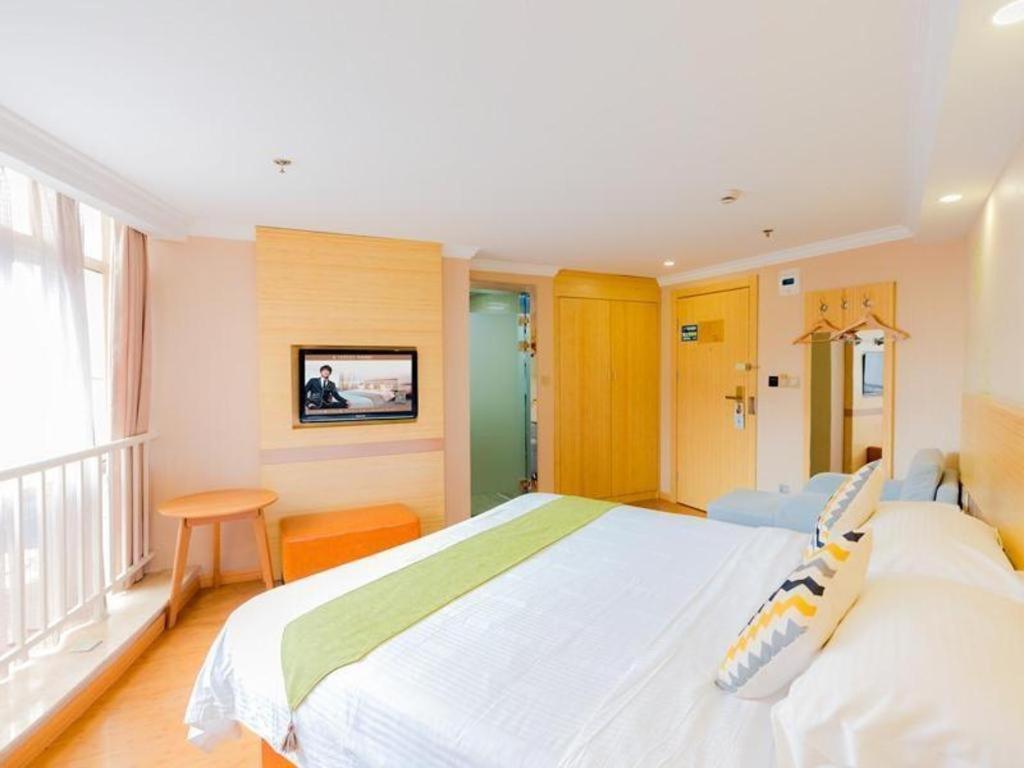 Greentree Inn Shanghai Guangxin Road Tongji Hospital Express Hotel Buitenkant foto